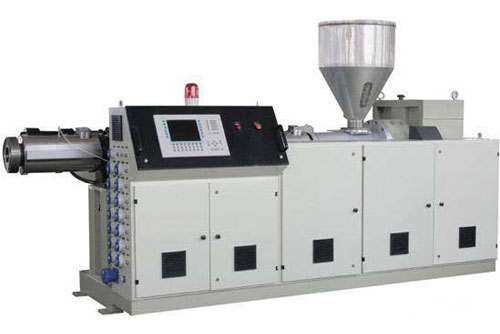 中国塑料挤出机行业需加强品牌宣传